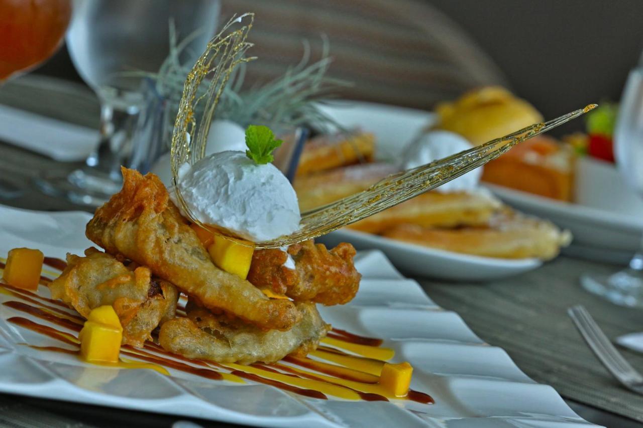 Pasig City Wynwood Hotel מראה חיצוני תמונה