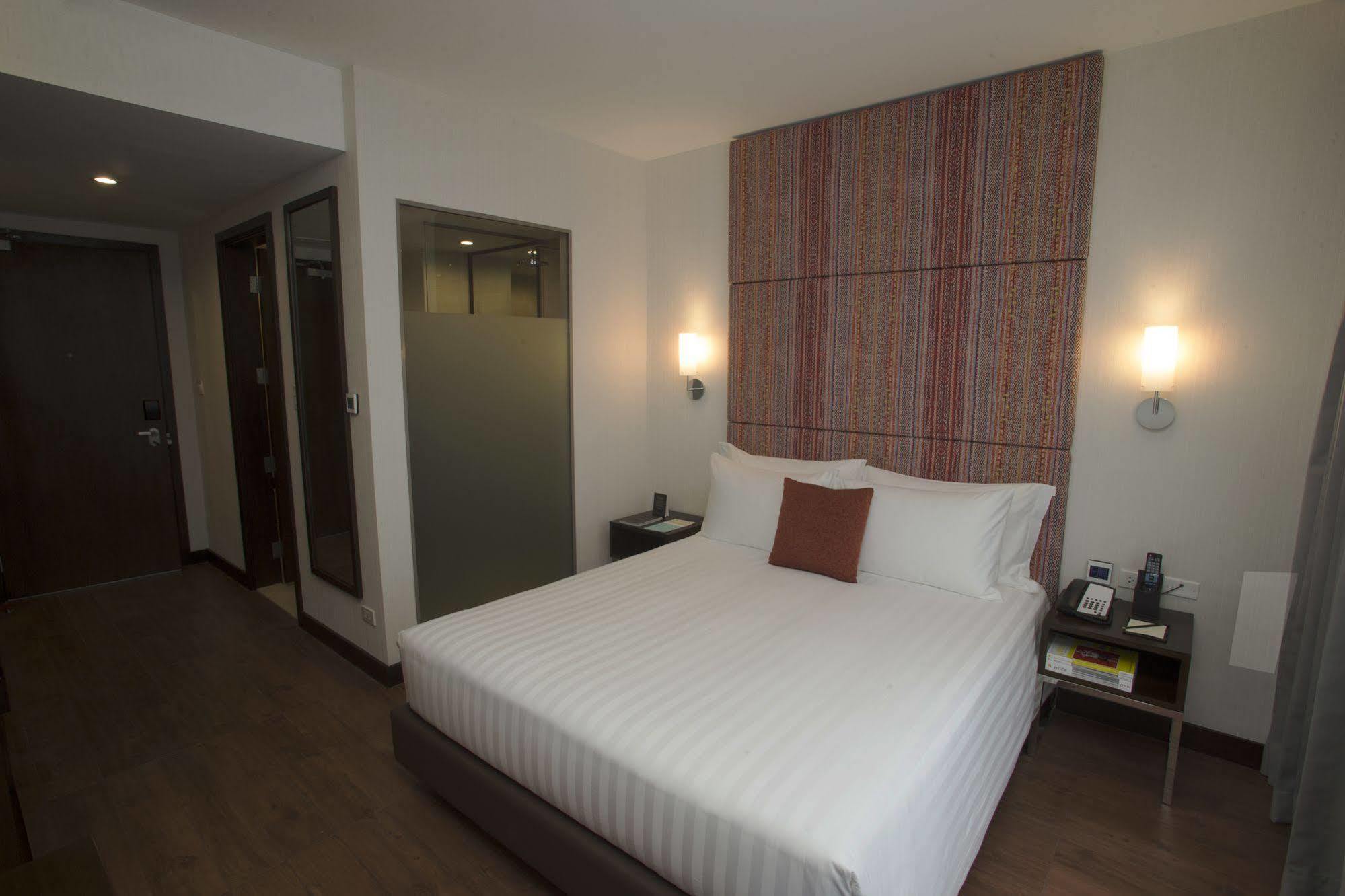 Pasig City Wynwood Hotel מראה חיצוני תמונה